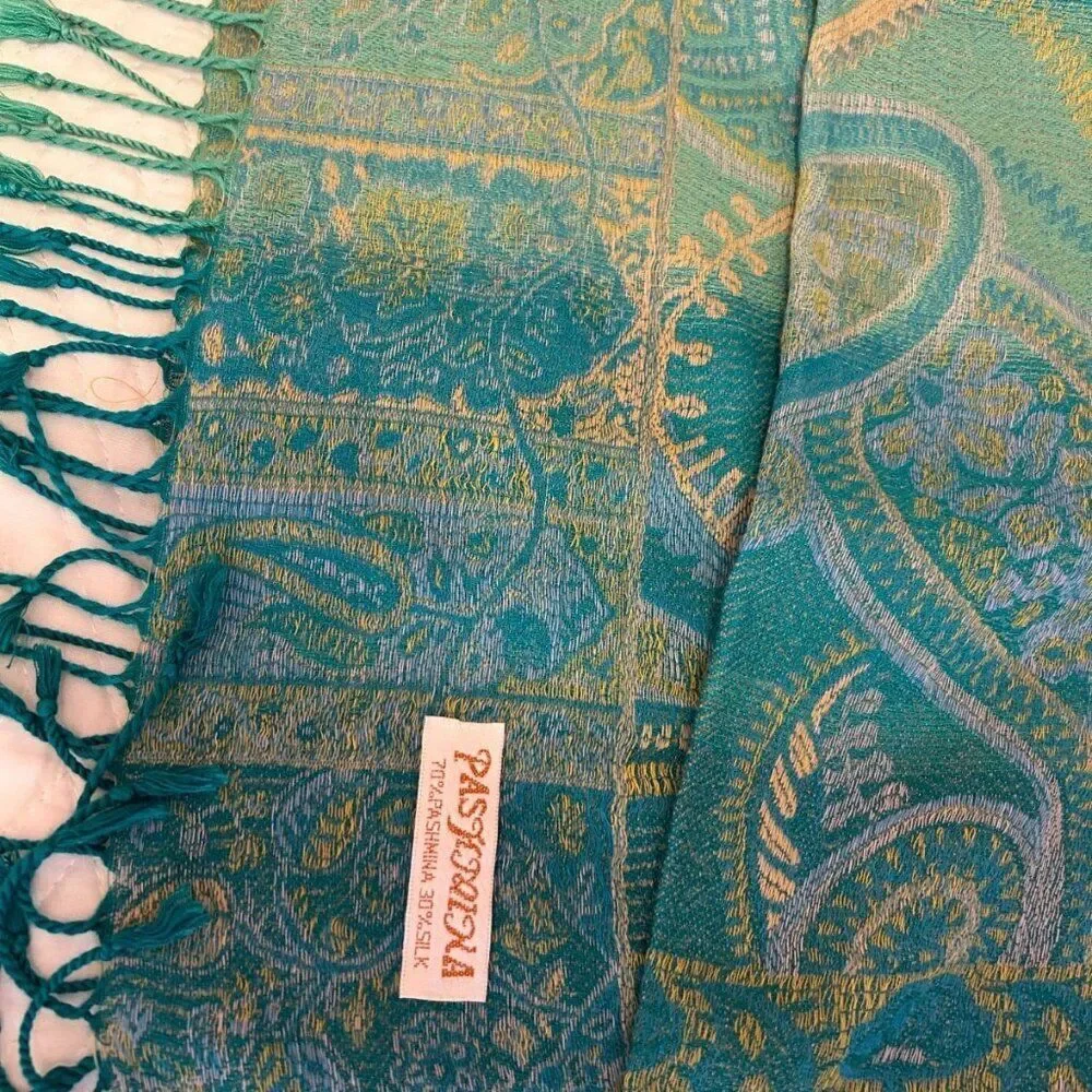 WOMEN's Scarves/Wraps, LOT OF 5